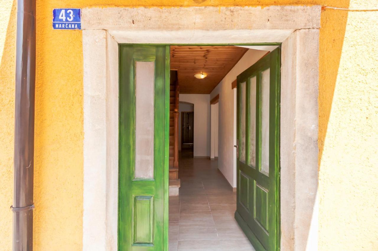 House Krizanic In Marcana, Istria, With 2 Apartments, Total 9 Guests Exterior photo